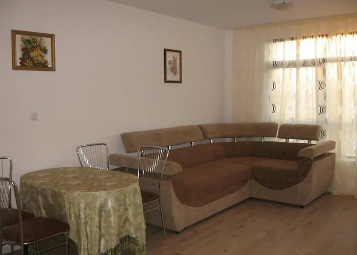 айвазовский парк Apartment Pomorie
